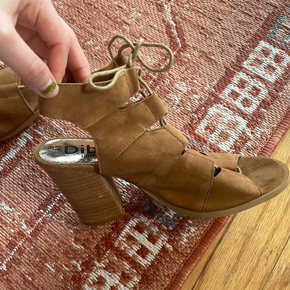 Sling back suede heels